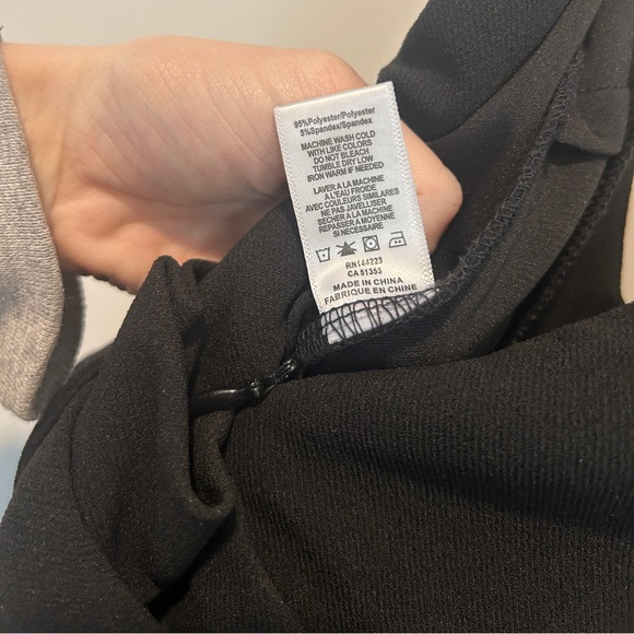 Anthropologie Black Cathy Structured Jumpsuit ~ size XS - Picture 10 of 10